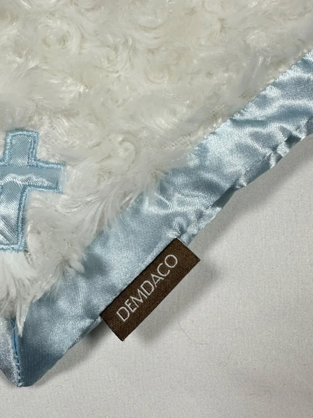 Demdaco Guardian Angle Bear Blankie White Light Blue Angel Wings Satin Trim